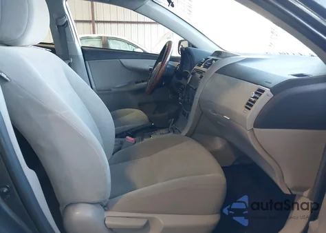 2013 Toyota Corolla Le z USA, uszkodzony, nr VIN 2T1BU4EE4DC963682